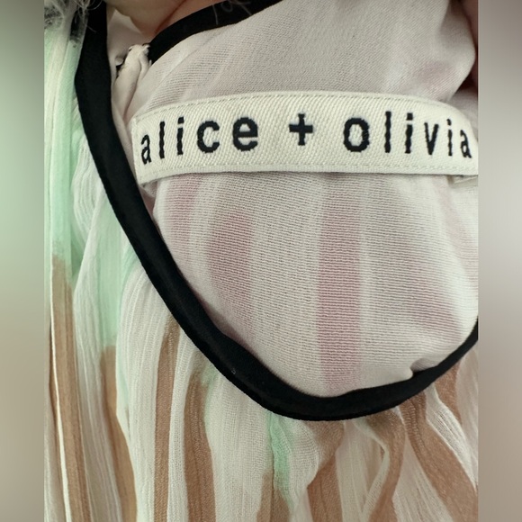 Alice + Olivia striped multi-color pink/black ‘Zuri’ midi/maxi dress - size M - Picture 9 of 10